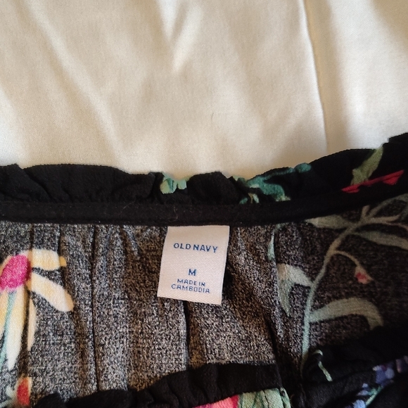 Old Navy Black Floral Dress - Picture 5 of 5